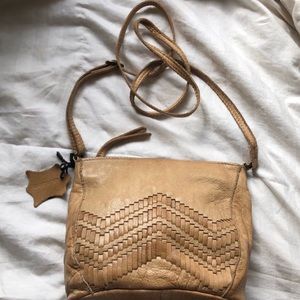 Day Mood Crossbody Leather Purse Biege